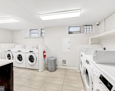 4605 Chester Avenue - Photo Thumbnail 11