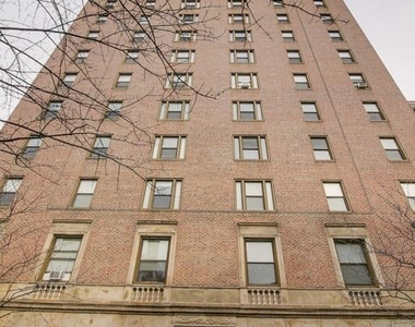 2031 Locust Street - Photo Thumbnail 3