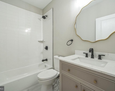 1702 S 22nd Street - Photo Thumbnail 3