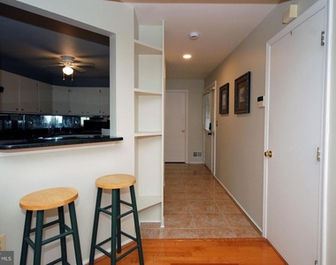 1101 Stony Brook Way - Photo Thumbnail 5