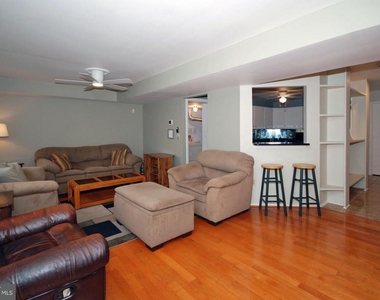 1101 Stony Brook Way - Photo Thumbnail 9