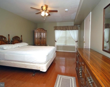 1101 Stony Brook Way - Photo Thumbnail 14