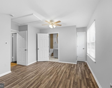 341 Clarkson Street - Photo Thumbnail 19