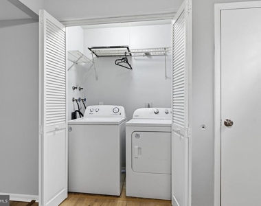 341 Clarkson Street - Photo Thumbnail 25