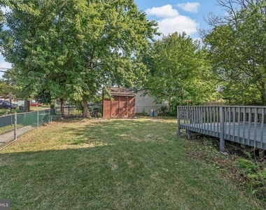 341 Clarkson Street - Photo Thumbnail 30