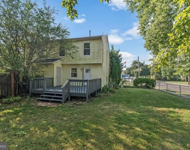 341 Clarkson Street - Photo Thumbnail 27