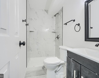 7 S Carrollton Avenue - Photo Thumbnail 8