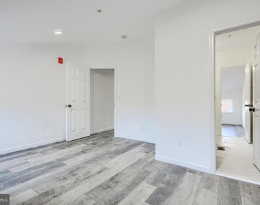 7 S Carrollton Avenue - Photo Thumbnail 19