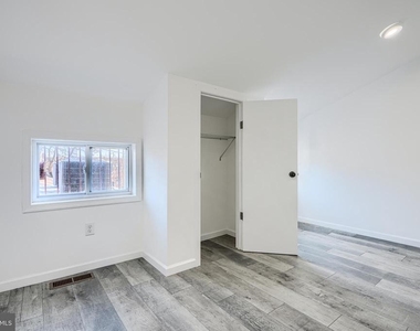 7 S Carrollton Avenue - Photo Thumbnail 18