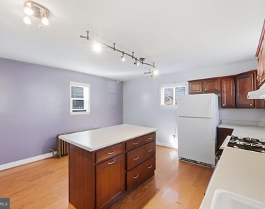3026 Channing Street Ne - Photo Thumbnail 10