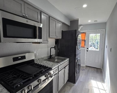 5433 C Street Se - Photo Thumbnail 3