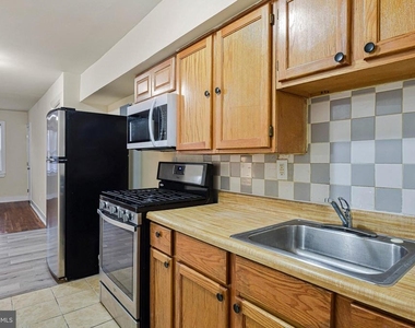 3427 B Street Se - Photo Thumbnail 9