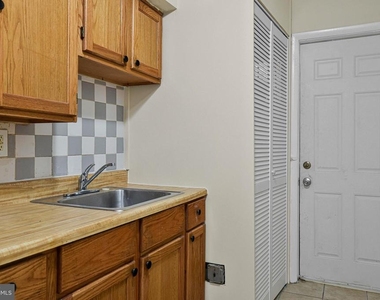3427 B Street Se - Photo Thumbnail 11