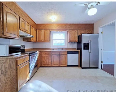 6811 Mangrove Drive - Photo Thumbnail 6