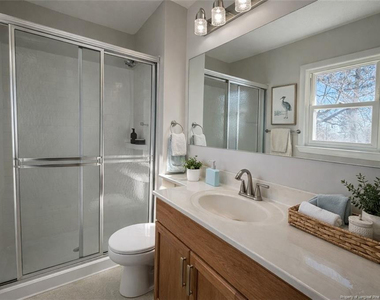 6811 Mangrove Drive - Photo Thumbnail 11