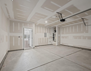 5106 Anamosa Street - Photo Thumbnail 26