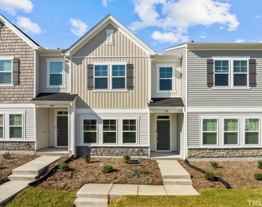 5106 Anamosa Street - Photo Thumbnail 1