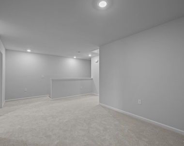 5106 Anamosa Street - Photo Thumbnail 5
