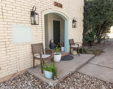 3438 Willowrun Dr - Photo Thumbnail 1