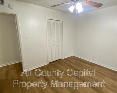 829 Ken St - Photo Thumbnail 8