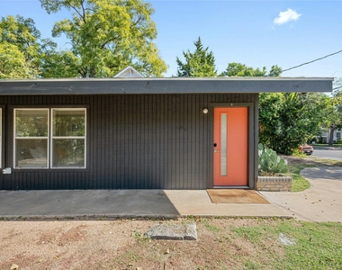 2201 Leon St - Photo Thumbnail 1