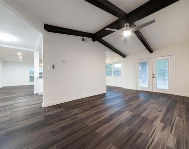 5535 Pine Pl - Photo Thumbnail 10