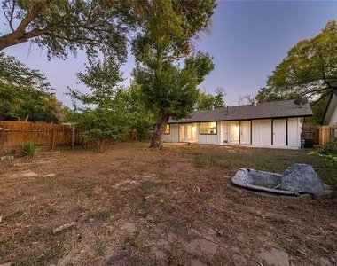 5535 Pine Pl - Photo Thumbnail 23