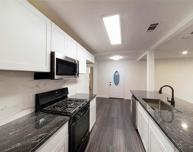 5535 Pine Pl - Photo Thumbnail 7