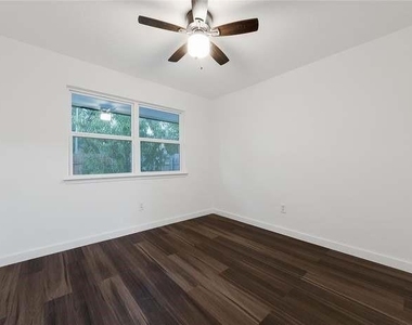 5535 Pine Pl - Photo Thumbnail 11