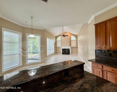 1462 Scenic Oaks Drive - Photo Thumbnail 10
