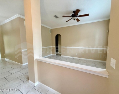 1462 Scenic Oaks Drive - Photo Thumbnail 2