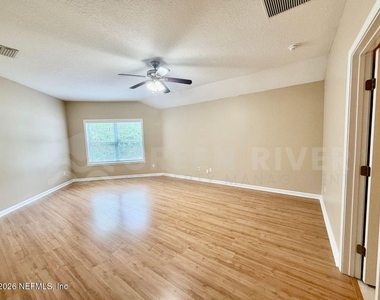 1462 Scenic Oaks Drive - Photo Thumbnail 13