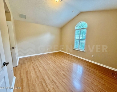 1462 Scenic Oaks Drive - Photo Thumbnail 23