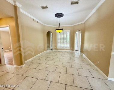 1462 Scenic Oaks Drive - Photo Thumbnail 3
