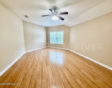 1462 Scenic Oaks Drive - Photo Thumbnail 12