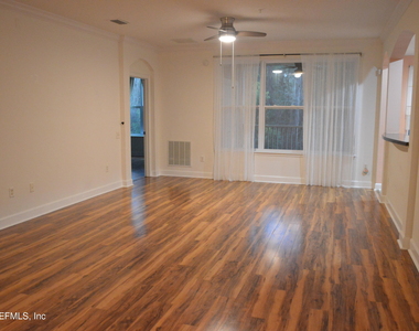 4480 Deerwood Lake Parkway - Photo Thumbnail 1