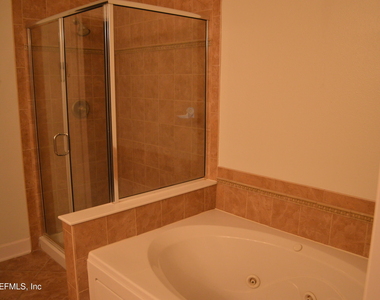 4480 Deerwood Lake Parkway - Photo Thumbnail 6