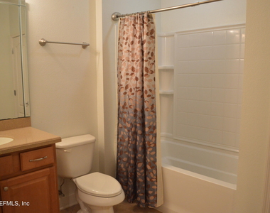 4480 Deerwood Lake Parkway - Photo Thumbnail 11