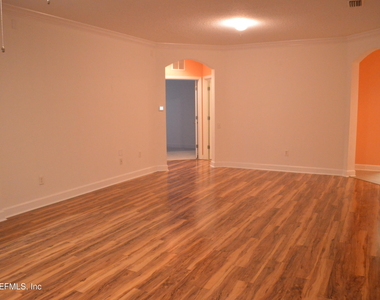 4480 Deerwood Lake Parkway - Photo Thumbnail 8