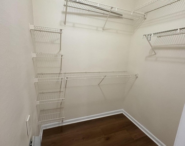 10550 Baymeadows Road - Photo Thumbnail 21