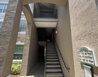 10550 Baymeadows Road - Photo Thumbnail 9