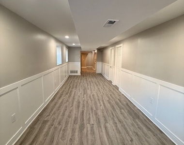 3651 W Grenshaw Street - Photo Thumbnail 2