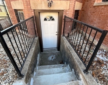 3651 W Grenshaw Street - Photo Thumbnail 1