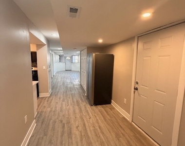 3651 W Grenshaw Street - Photo Thumbnail 8