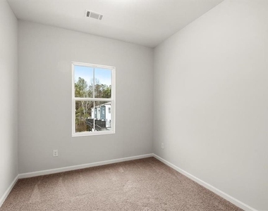 741 Payton Lane - Photo Thumbnail 32
