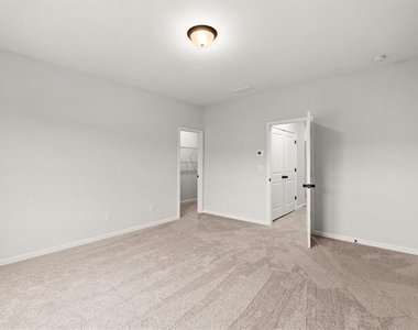 741 Payton Lane - Photo Thumbnail 28