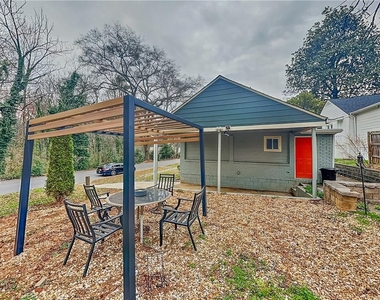 1770 Springview Road Nw - Photo Thumbnail 17