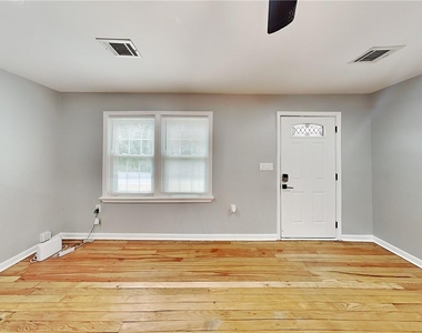 1770 Springview Road Nw - Photo Thumbnail 4
