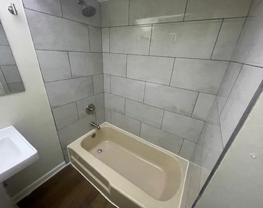 3901 W 124th Street - Photo Thumbnail 10