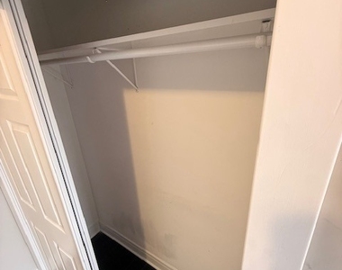 3651 W Grenshaw Street - Photo Thumbnail 10
